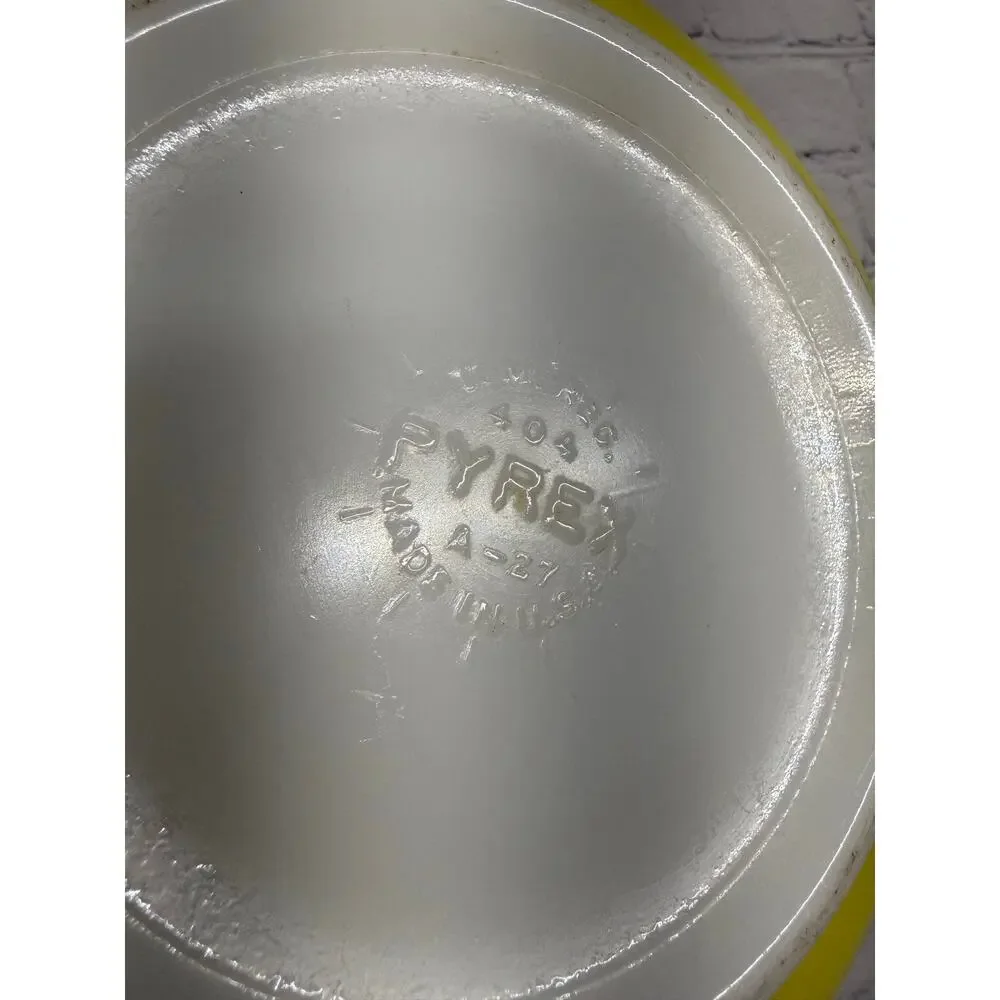 Large Vintage Pyrex Primary Color Yellow Nesting Mixing Bowl 10